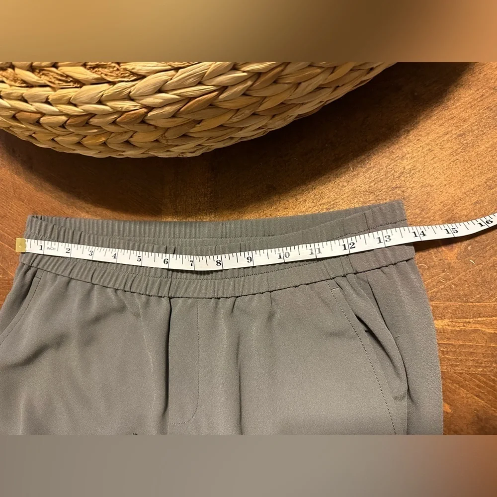 UEC Banana Republic Women's Soft Jogger Pants Gray Sz 0 Short dress/athelisure